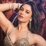 Nasha Song Lyrics